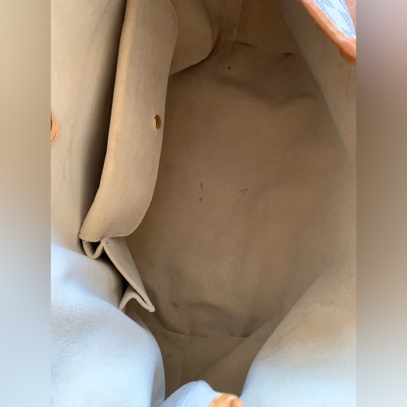 Authentic Louis Vuitton Azur Purse - Picture 15 of 16